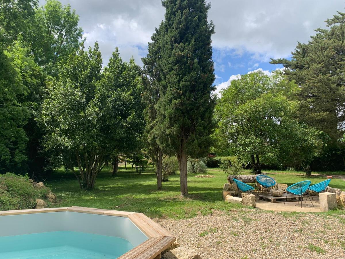 Maison Papillon Gite De Ressourcement Lusignan-Petit Esterno foto